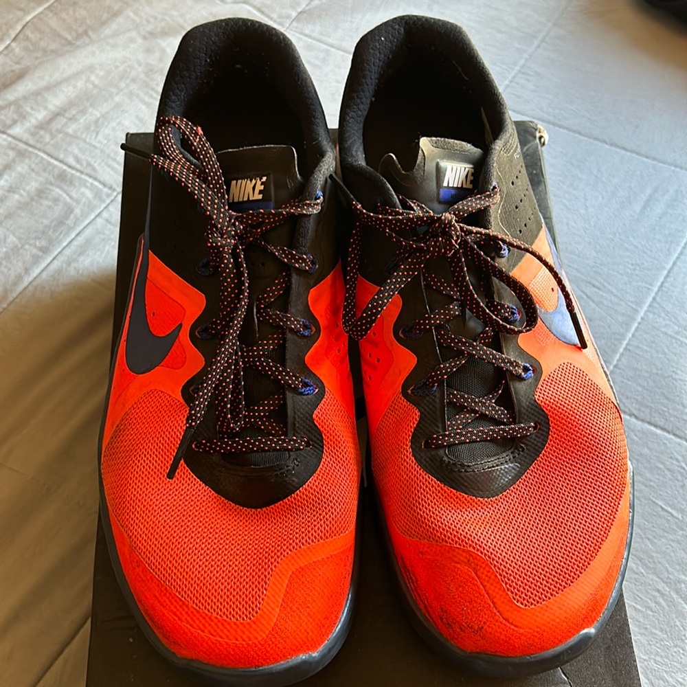 Men’s Nike Metcon 2, size 10.5